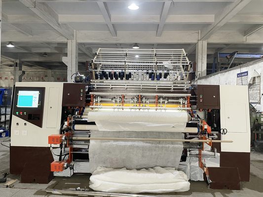 1400RPM ha automatizzato la trapuntatrice ad alta velocità del multi ago per i rivestimenti