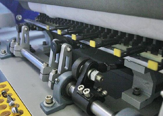 Macchina per la fabbricazione di coperte a più aghi da 1000 r/min